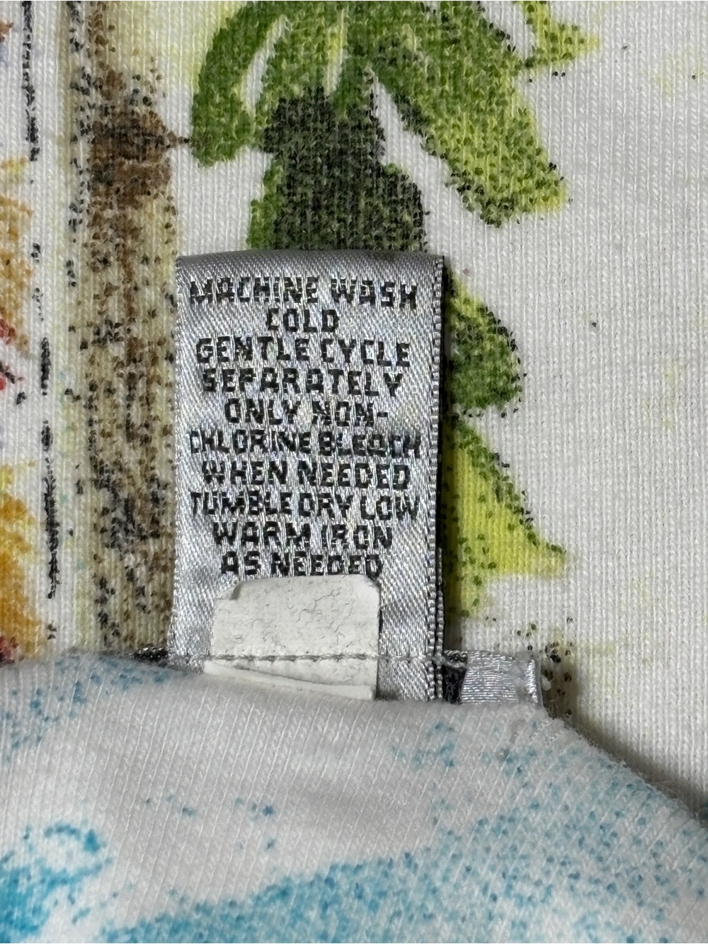 Vintage Chico's  size 3 (XL) 3/4  Sleeve Top Scenic City Print - Picture 5 of 5